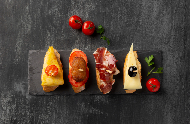 دنگ مزه و راهنمای ساخت پارتـی‌فود خلاقانه با غذاهای آماده سنتی